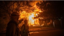 Falso: Ocho mansiones de generales ucranianos incendiadas en Los Ángeles
